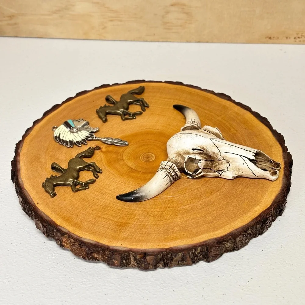 Handcrafted Wall Plaque Brown Western Steer Skull Wood Slice Decor
